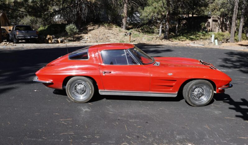 								1963 Chevrolet Corvette Split-Window Coupe 4-Speed full									