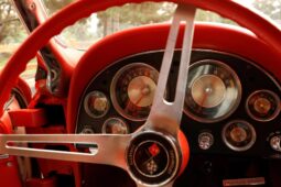 										1963 Chevrolet Corvette Split-Window Coupe 4-Speed full									