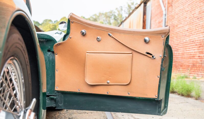 
								1955 Jaguar XK140 MC Roadster full									