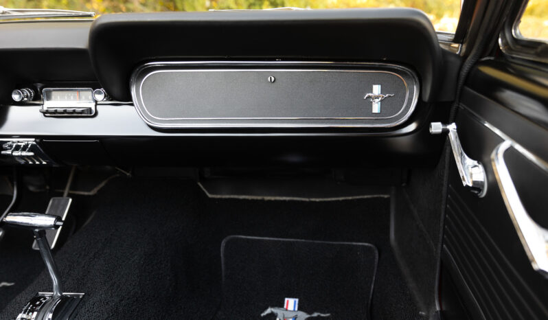 
								1966 Ford Mustang Convertible full									