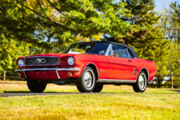 
										1966 Ford Mustang Convertible full									