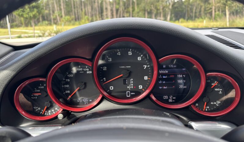 
								2015 Porsche 911 Carrera Coupe full									