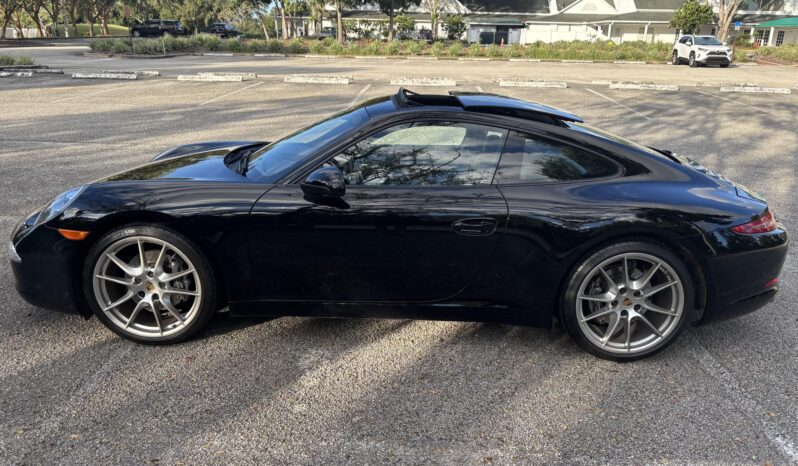 
								2015 Porsche 911 Carrera Coupe full									