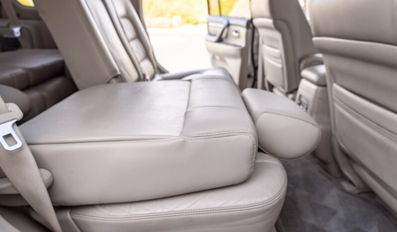 
								2005 Lexus LX470 full									