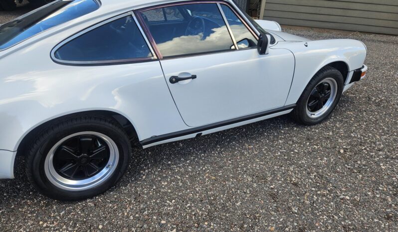 
								1979 Porsche 911SC Coupe full									
