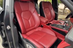 
										2017 Porsche Macan S full									