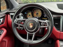 
										2017 Porsche Macan S full									