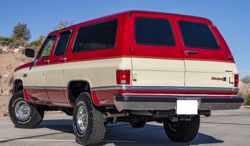 
								1987 GMC V1500 Suburban Sierra Classic 4×4 full									