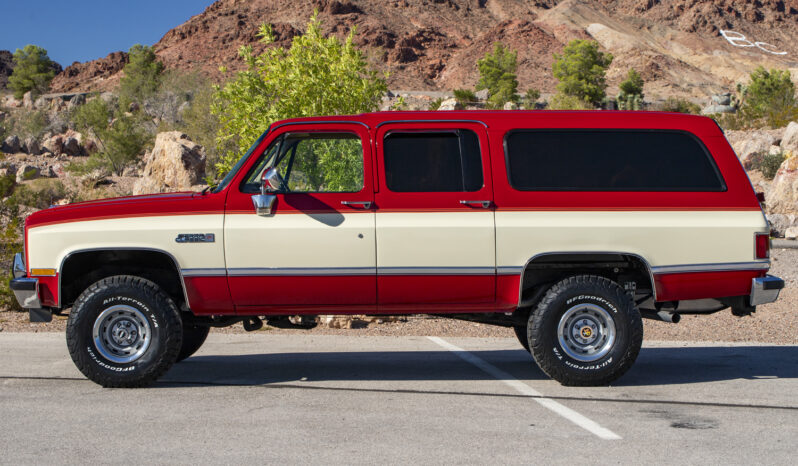 1987 GMC V1500 Suburban Sierra Classic 4×4 1