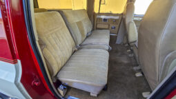 
										1987 GMC V1500 Suburban Sierra Classic 4×4 full									