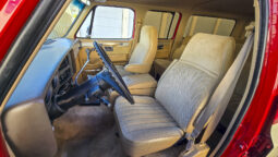 
										1987 GMC V1500 Suburban Sierra Classic 4×4 full									