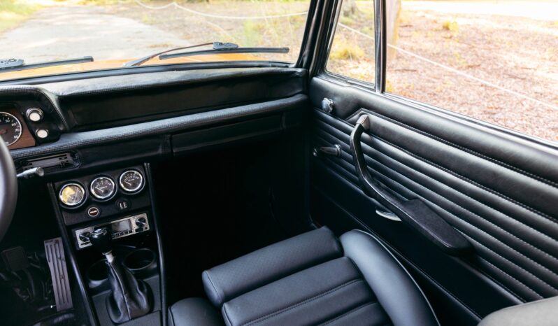 
								1976 BMW 2002 5-Speed full									