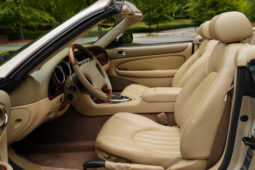 
										2006 Jaguar XK8 Convertible full									