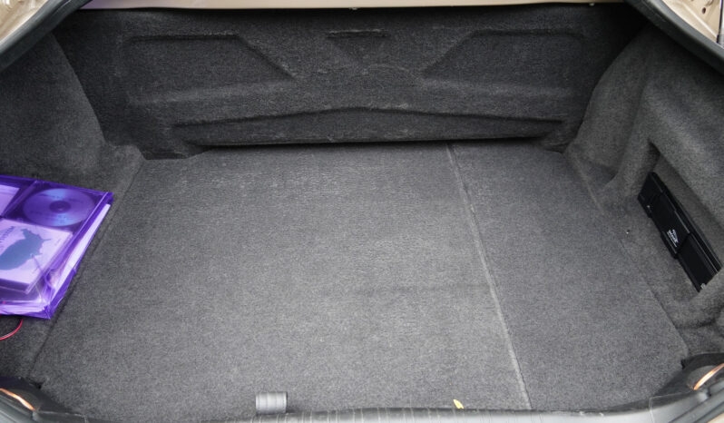 
								2006 Jaguar XK8 Convertible full									