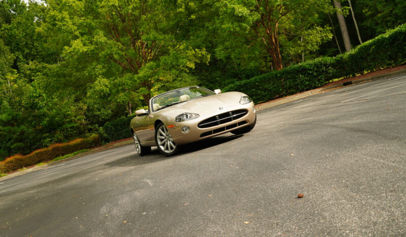 
								2006 Jaguar XK8 Convertible full									