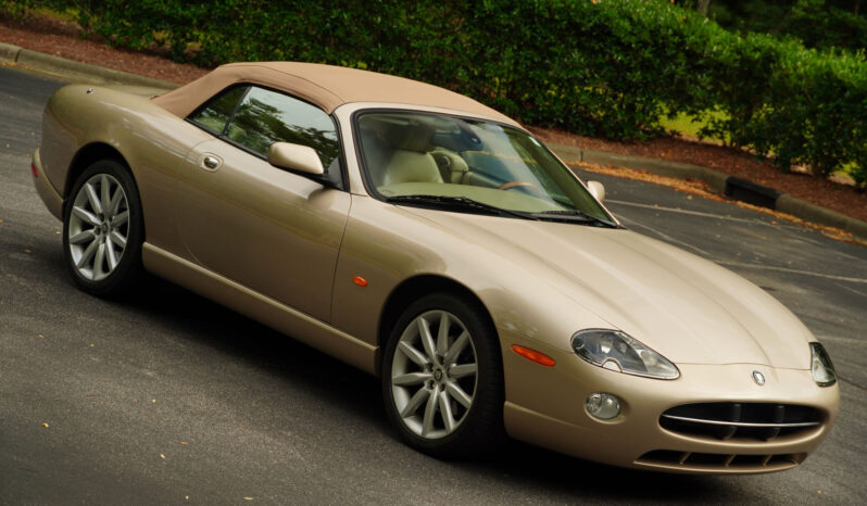 
								2006 Jaguar XK8 Convertible full									
