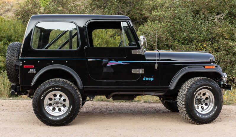 
								1977 Jeep CJ-7 4-Speed full									