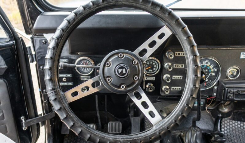 
								1977 Jeep CJ-7 4-Speed full									