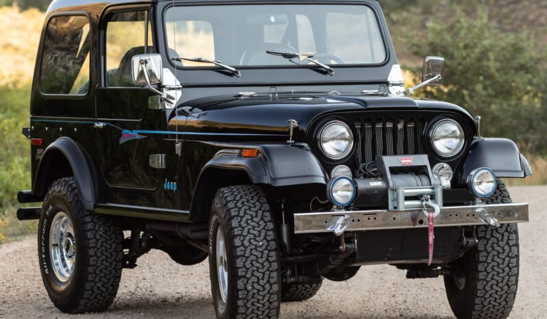 
								1977 Jeep CJ-7 4-Speed full									
