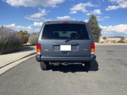 
										2001 Jeep Cherokee Limited 4×4 full									