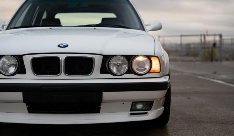 
								1994 BMW 530i Touring 6-Speed full									