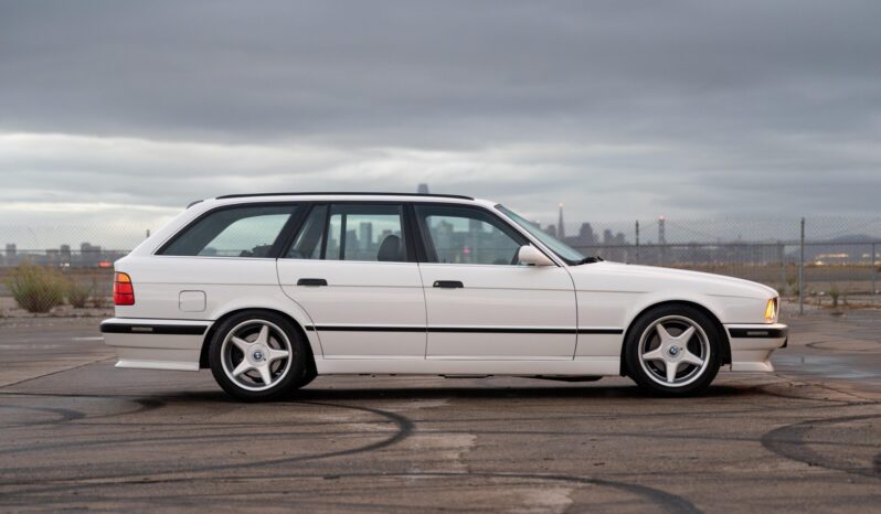 
								1994 BMW 530i Touring 6-Speed full									