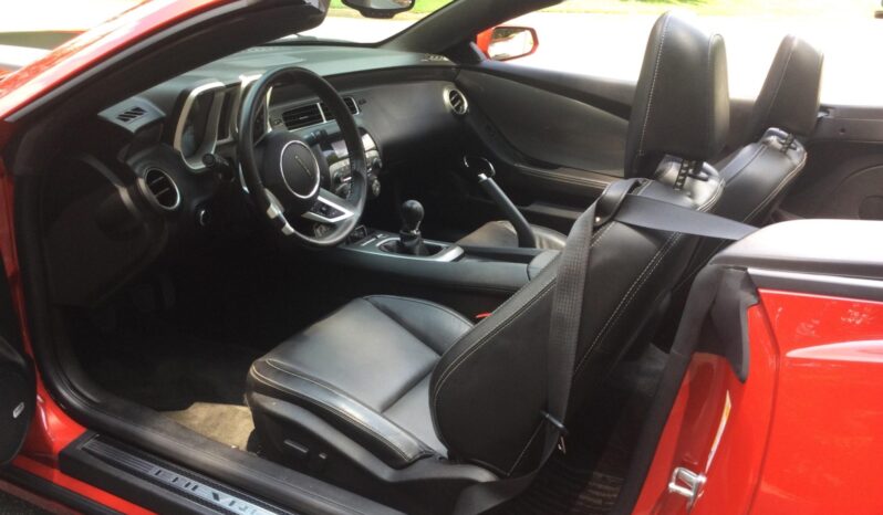 
								2011 Chevrolet Camaro 2SS RS Convertible 6-Speed full									