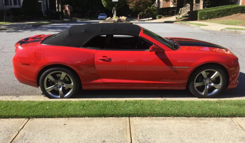 
								2011 Chevrolet Camaro 2SS RS Convertible 6-Speed full									