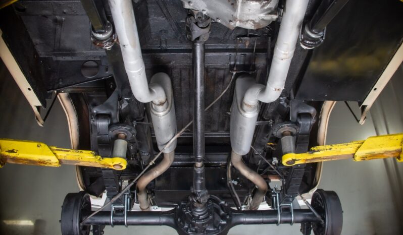 
								1969 Ford Bronco 5-Speed full									