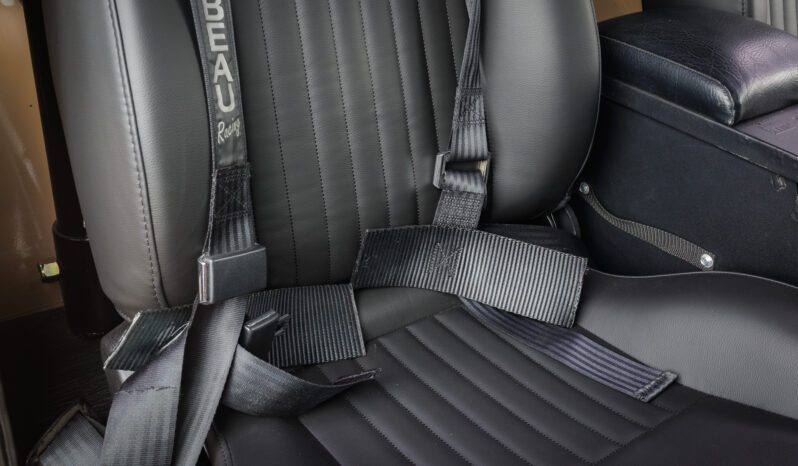 
								1969 Ford Bronco 5-Speed full									