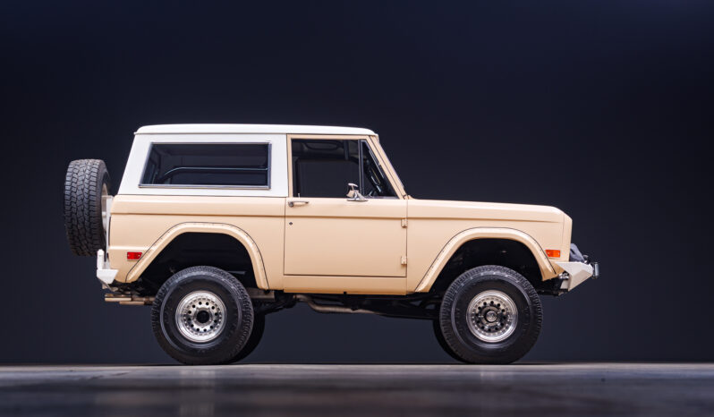 
								1969 Ford Bronco 5-Speed full									
