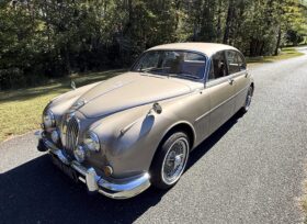 1964 Jaguar Mk II 3.4 4-Speed