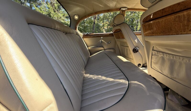 
								1964 Jaguar Mk II 3.4 4-Speed full									