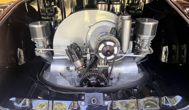 
								1963 Volkswagen Karmann Ghia Convertible full									