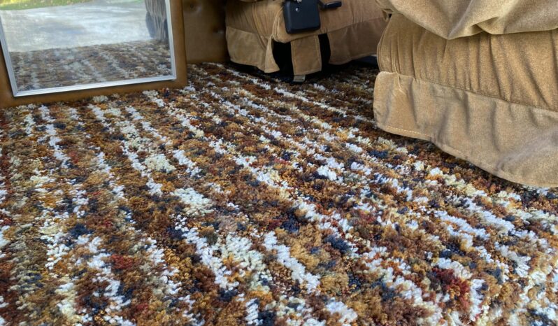 
								1977 Chevrolet G20 full									