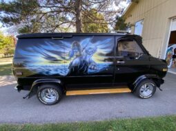 
										1977 Chevrolet G20 full									