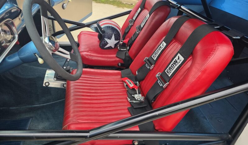 								1962 Ford Falcon 2-Door Sedan 5-Speed full									