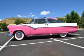 1955 Ford Fairlane Crown Victoria Skyliner