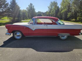 1955 Ford Fairlane Victoria 3-Speed