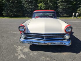 1955 Ford Fairlane Victoria 3-Speed