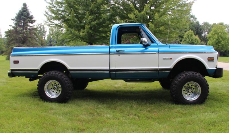 								1972 Chevrolet C30 Cheyenne 4×4 full									