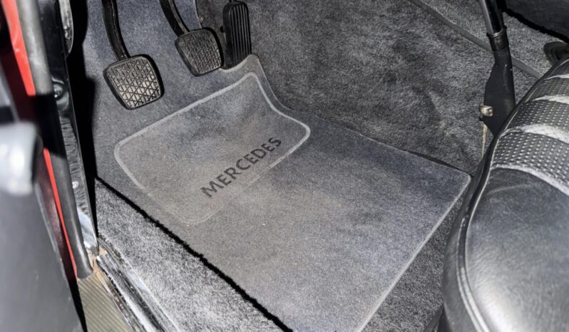 								1966 Mercedes-Benz 230SL 4-Speed full									