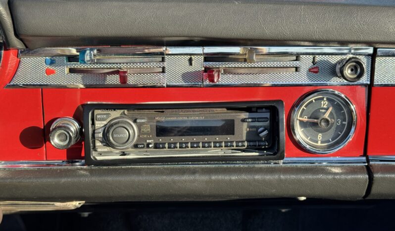 								1966 Mercedes-Benz 230SL 4-Speed full									