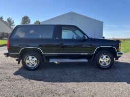 										1993 Chevrolet Blazer K1500 Silverado 4×4 full									