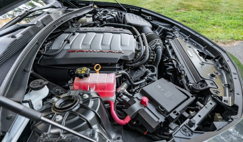 								2017 Chevrolet Camaro 2SS Coupe 50th Anniversary full									