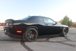 
										2015 Dodge Challenger SRT Hellcat 6-Speed full									
