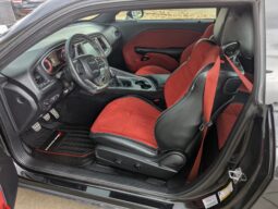 
										2015 Dodge Challenger SRT Hellcat 6-Speed full									