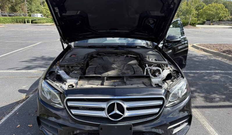 
								2017 Mercedes-Benz E400 4MATIC Wagon full									