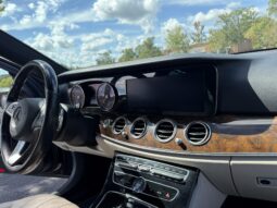 
										2017 Mercedes-Benz E400 4MATIC Wagon full									