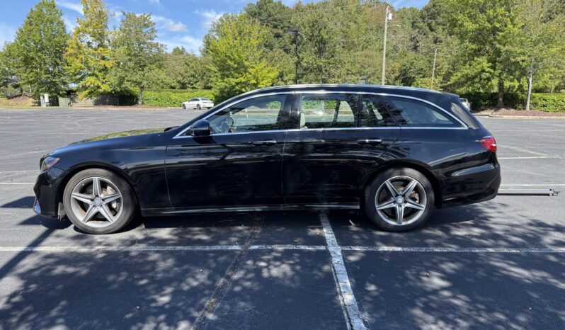 
								2017 Mercedes-Benz E400 4MATIC Wagon full									